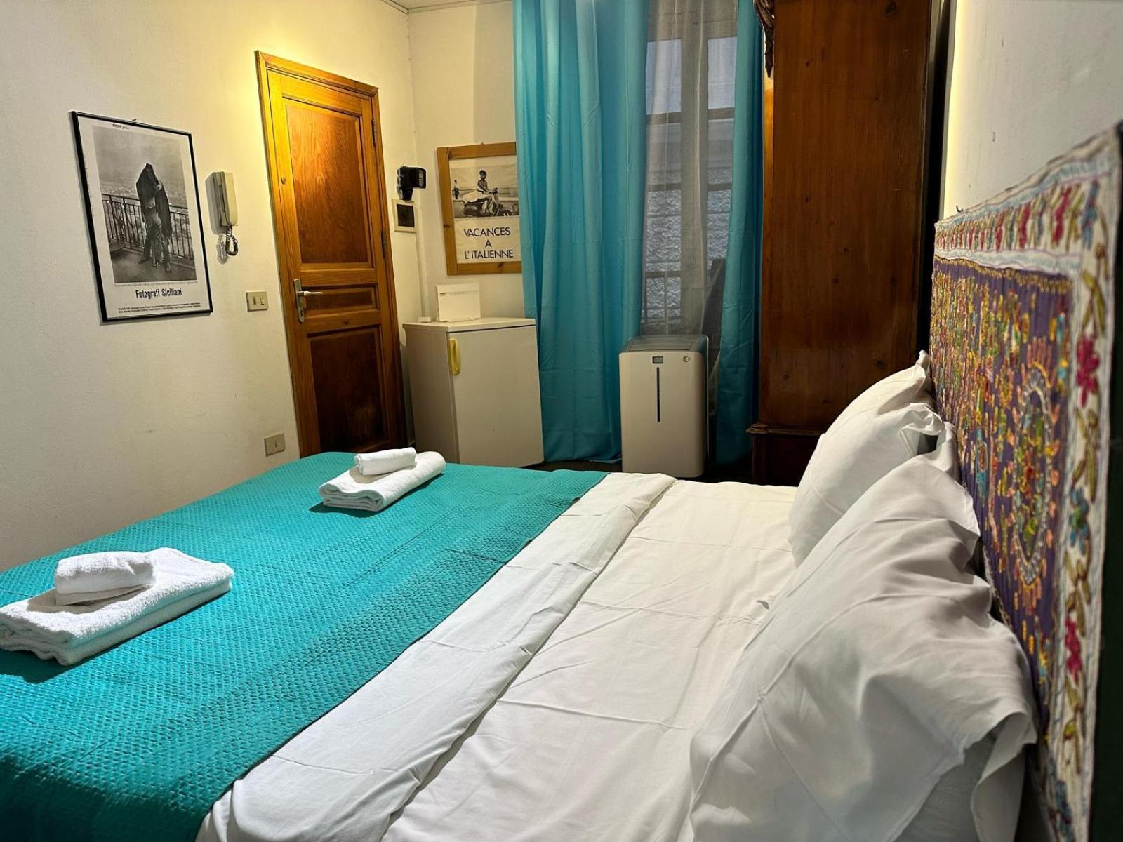 Via Zara Hostel Palermo Kültér fotó