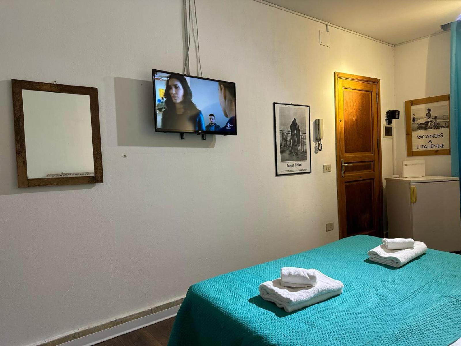 Via Zara Hostel Palermo Kültér fotó